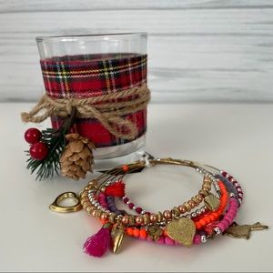 Rue 21 Bracelet set of 6 wire multi colors.